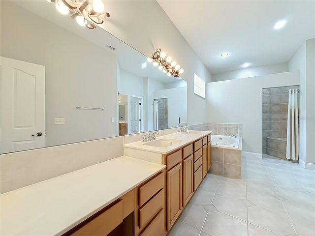 10824 WOODCHASE CIRCLE, Orlando, FL 32836