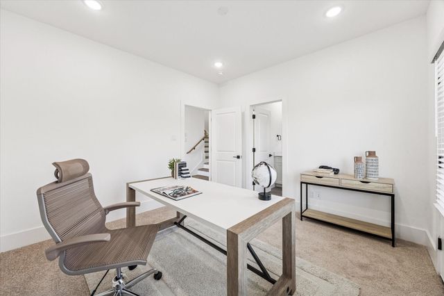 5606 Azores, Houston, TX 77091