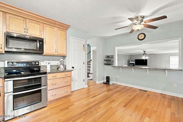 10017 N Olde Towne Wynd SE, Belville, NC 28451