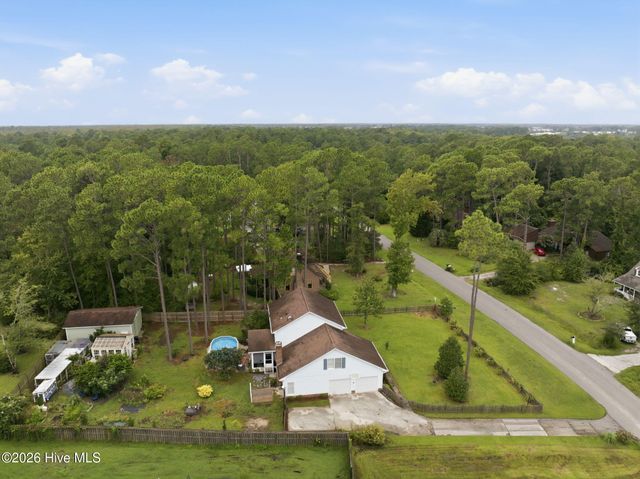 10017 N Olde Towne Wynd SE, Belville, NC 28451