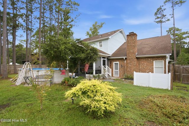10017 N Olde Towne Wynd SE, Belville, NC 28451