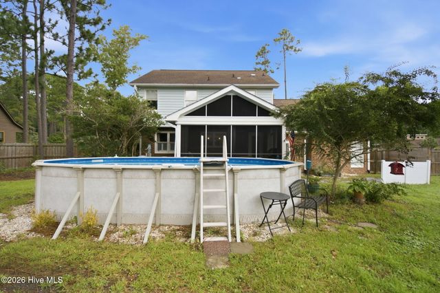 10017 N Olde Towne Wynd SE, Belville, NC 28451