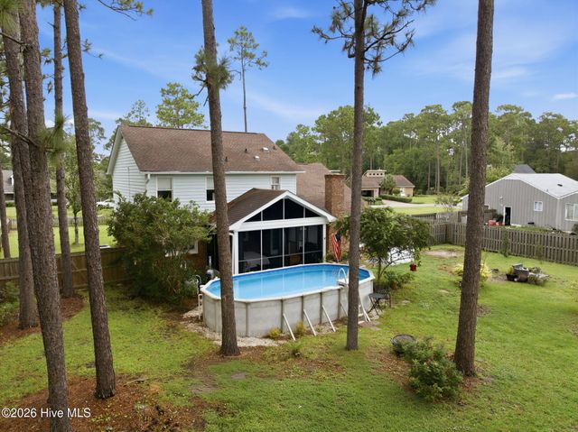 10017 N Olde Towne Wynd SE, Belville, NC 28451