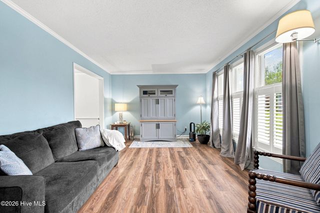 10017 N Olde Towne Wynd SE, Belville, NC 28451