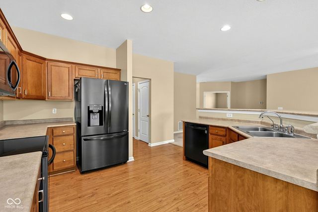 18921 Round Lake Road, Noblesville, IN 46060