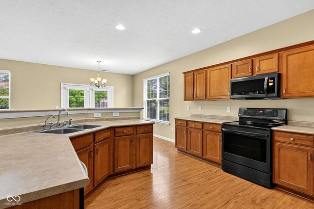 18921 Round Lake Road, Noblesville, IN 46060