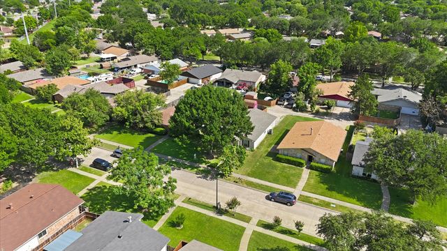 1322 Paris Drive, Garland, TX 75040