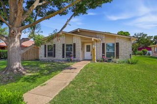 1322 Paris Drive, Garland, TX 75040