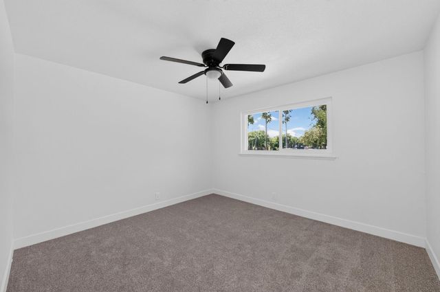 210 N Sunnyside Avenue, Clovis, CA 93611