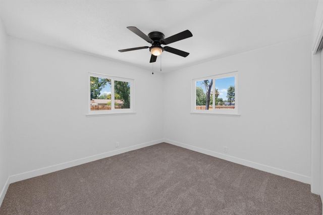 210 N Sunnyside Avenue, Clovis, CA 93611