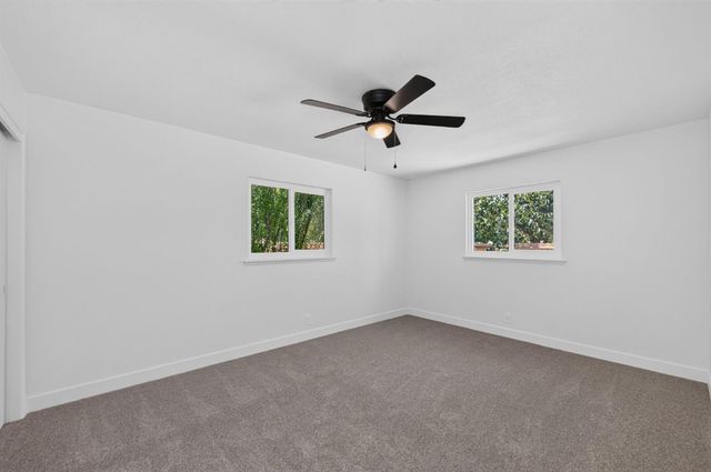 210 N Sunnyside Avenue, Clovis, CA 93611