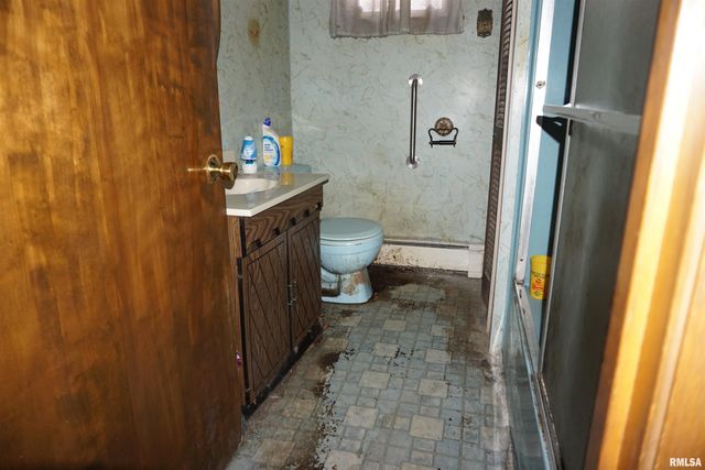 205 9TH Street, Colp, IL 62921