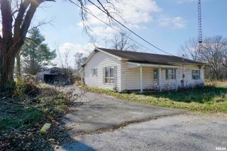 205 9TH Street, Colp, IL 62921