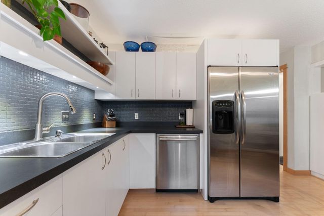 4235 Pillsbury Avenue S 23, Minneapolis, MN 55409