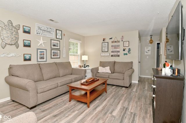 6604 Bertha Street, Indianapolis, IN 46241
