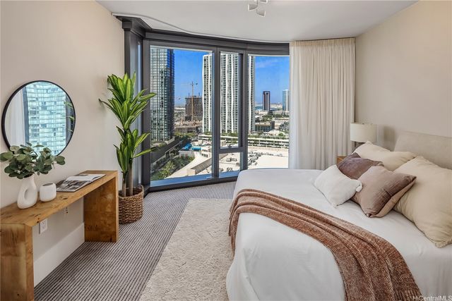 1108 Auahi Street 1905, Honolulu, HI 96814