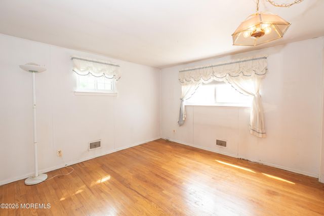 2 Garden Terrace, Hazlet, NJ 07730