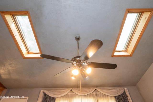 2 Garden Terrace, Hazlet, NJ 07730