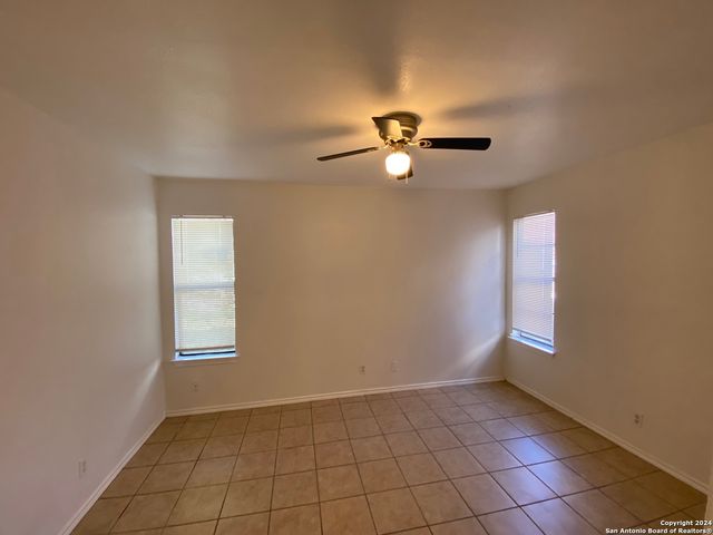 810 STATION ST, Converse, TX 78109