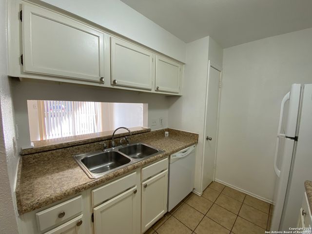 810 STATION ST, Converse, TX 78109