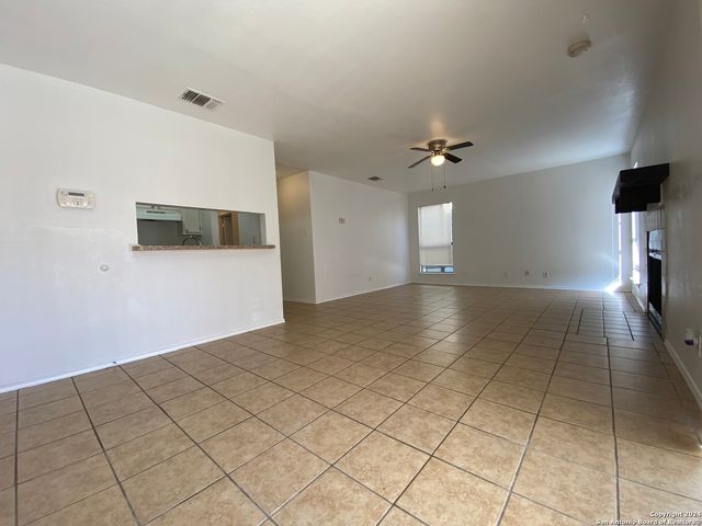810 STATION ST, Converse, TX 78109