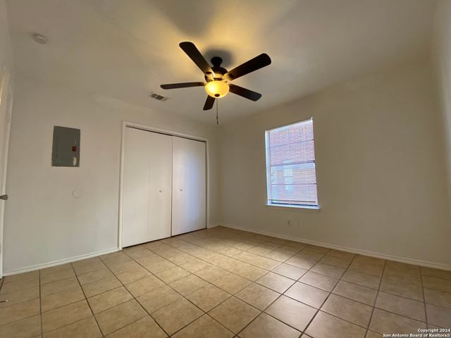 810 STATION ST, Converse, TX 78109