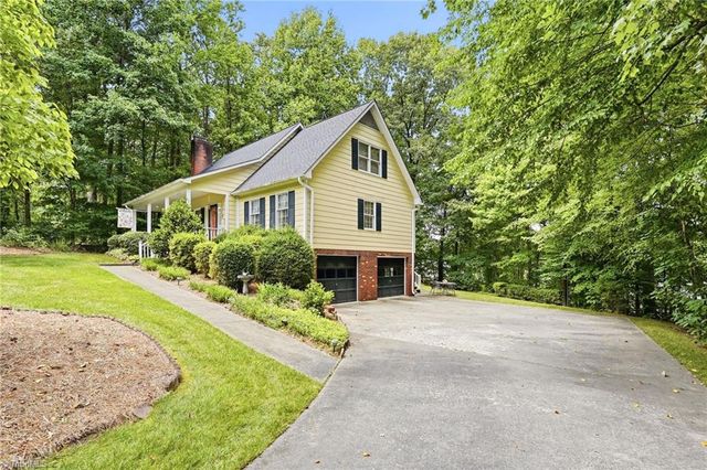 175 Red Fox Trail, Winston-salem, NC 27103