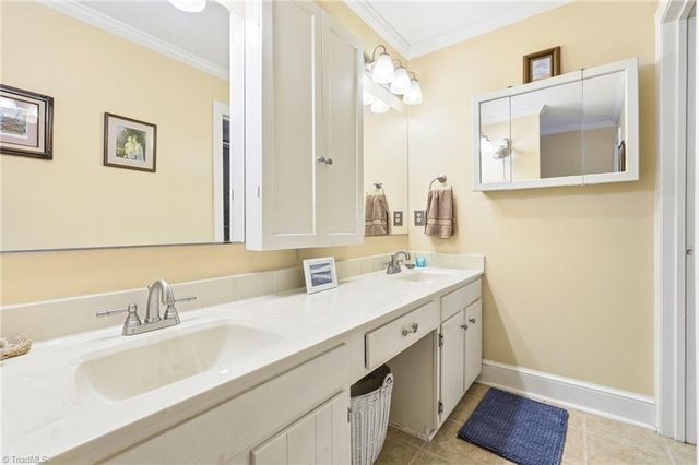 175 Red Fox Trail, Winston-salem, NC 27103
