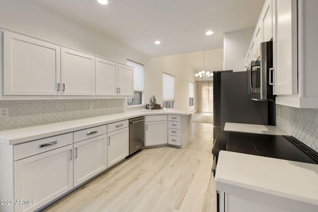 23817 S HARMONY Way, Sun Lakes, AZ 85248