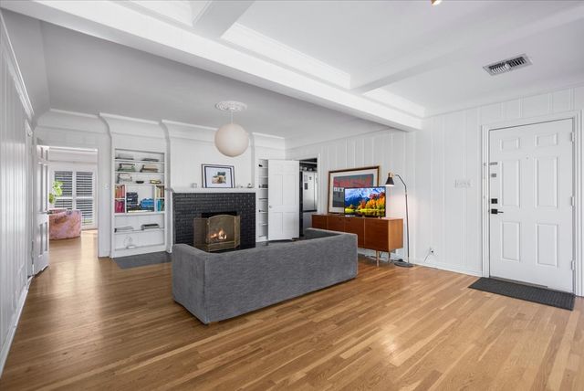 1420 S Donnybrook Avenue, Tyler, TX 75701