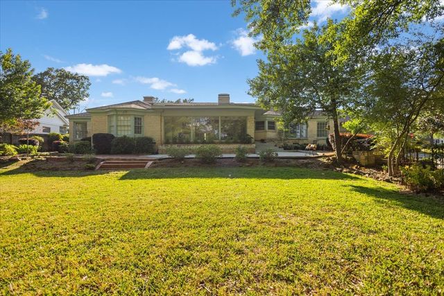 1420 S Donnybrook Avenue, Tyler, TX 75701