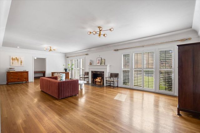 1420 S Donnybrook Avenue, Tyler, TX 75701