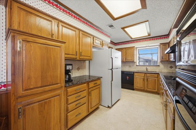 707 Stillwater Drive, Rockwall, TX 75087