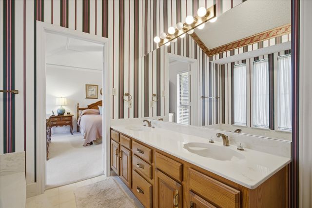 707 Stillwater Drive, Rockwall, TX 75087