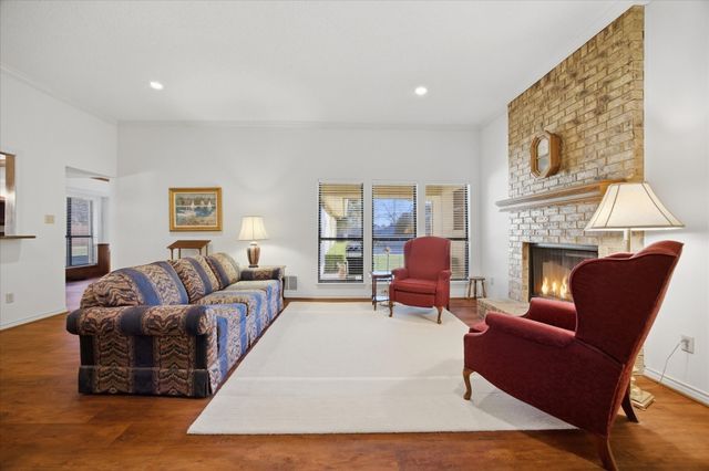 707 Stillwater Drive, Rockwall, TX 75087