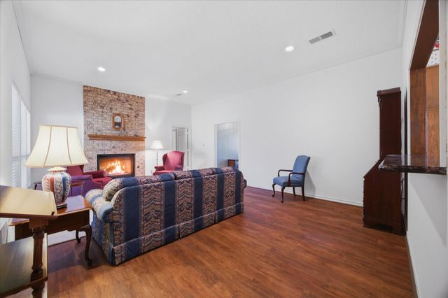 707 Stillwater Drive, Rockwall, TX 75087