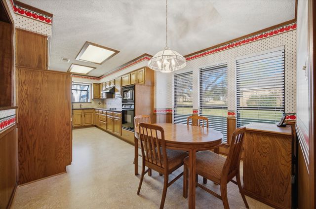 707 Stillwater Drive, Rockwall, TX 75087