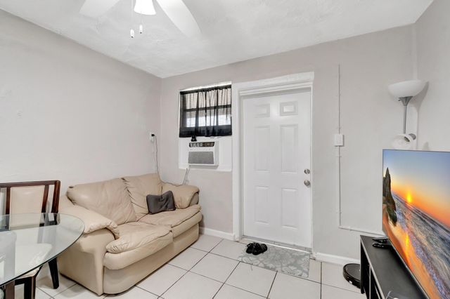 3063 Floweva Street A, West Palm Beach, FL 33406