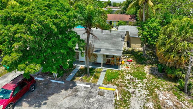3063 Floweva Street A, West Palm Beach, FL 33406