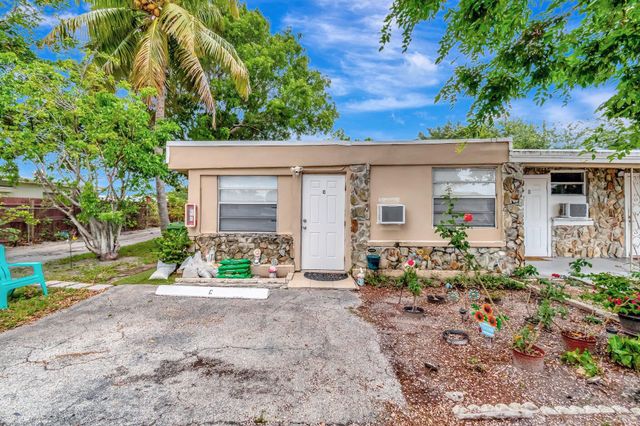 3063 Floweva Street A, West Palm Beach, FL 33406