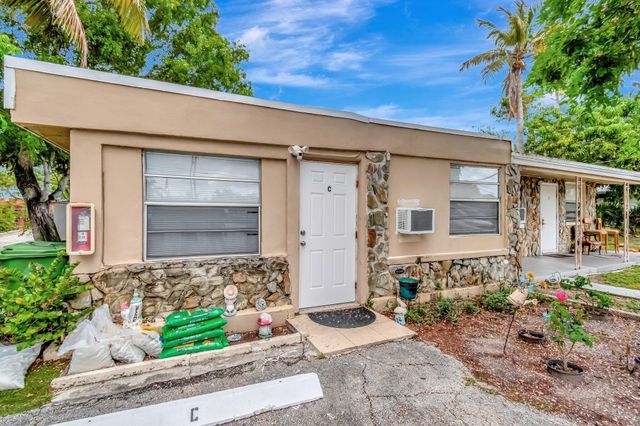 3063 Floweva Street A, West Palm Beach, FL 33406