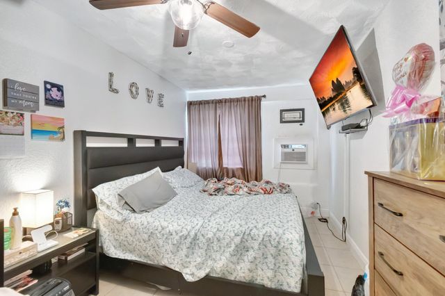 3063 Floweva Street A, West Palm Beach, FL 33406