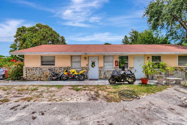 3063 Floweva Street A, West Palm Beach, FL 33406
