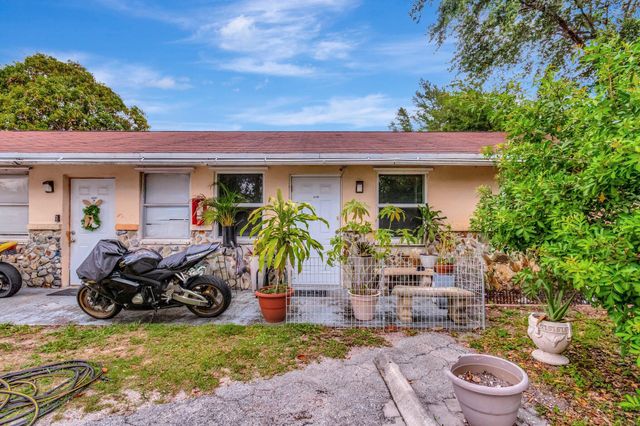 3063 Floweva Street A, West Palm Beach, FL 33406
