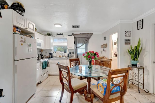 3063 Floweva Street A, West Palm Beach, FL 33406