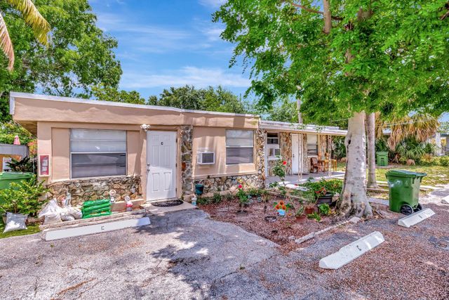 3063 Floweva Street A, West Palm Beach, FL 33406