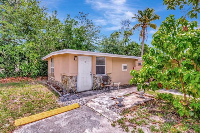 3063 Floweva Street A, West Palm Beach, FL 33406