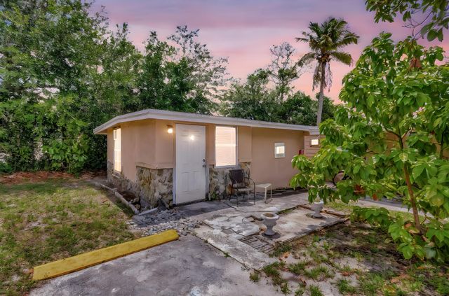 3063 Floweva Street A, West Palm Beach, FL 33406