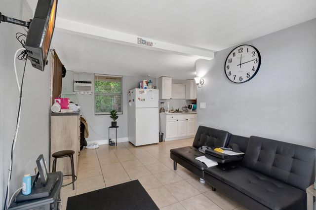 3063 Floweva Street A, West Palm Beach, FL 33406