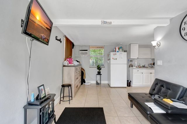 3063 Floweva Street A, West Palm Beach, FL 33406